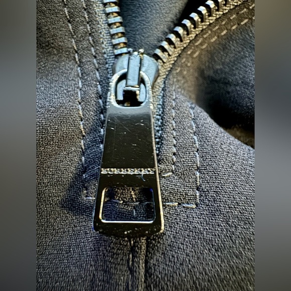 Burberry London Crepe V-Neck
Sleeveless Little Black Dress midi Sexy Size 8 - Picture 11 of 15